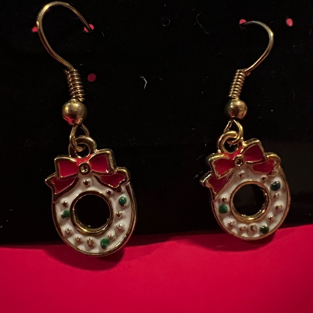 Festive Wreath Earrings with Red Bow